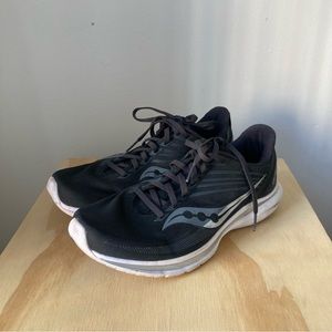 SAUCONY Women's Kinvara 12 Running Shoes Size 8.5 Black & White
